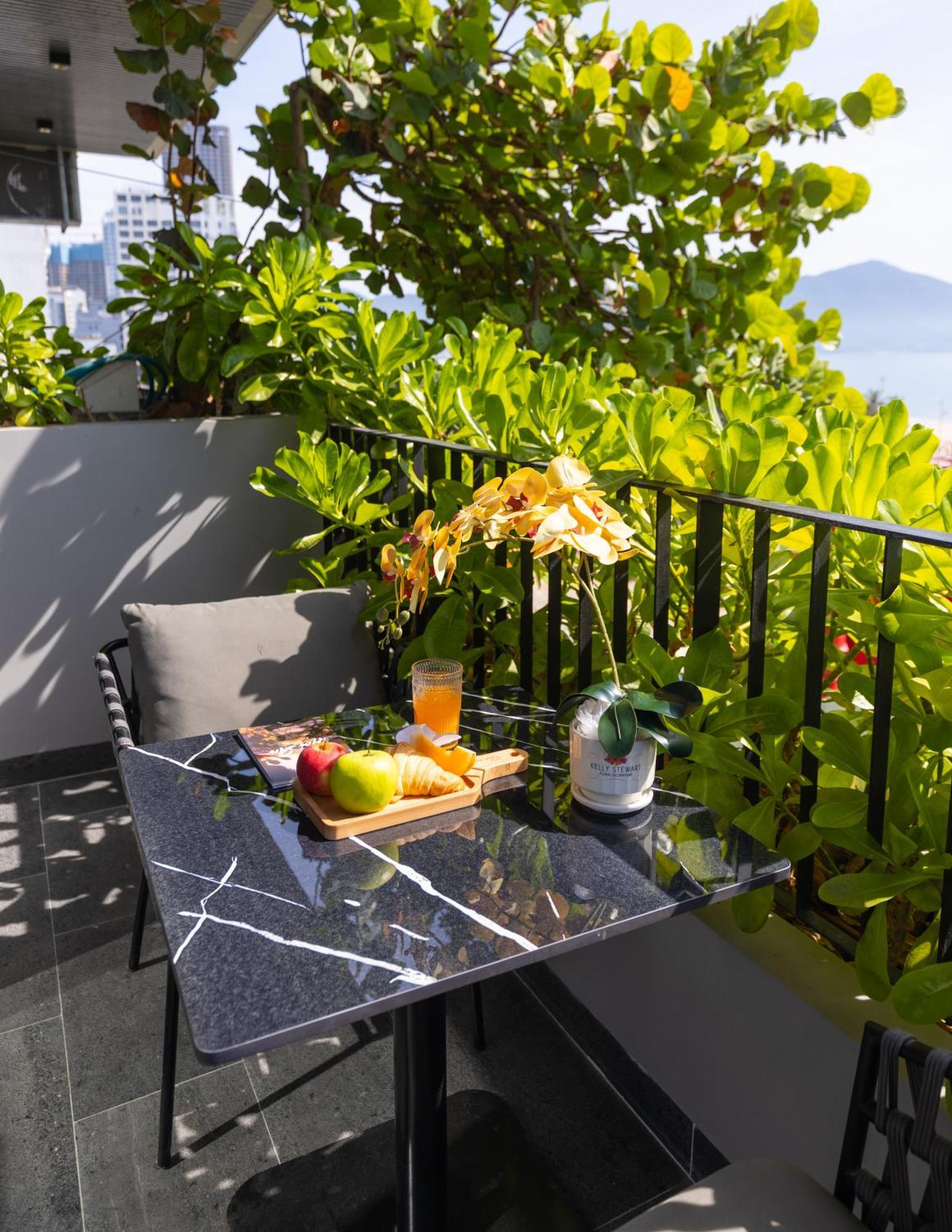 Jbay Beachfront Boutique Hotel Đà Nẵng Exterior foto