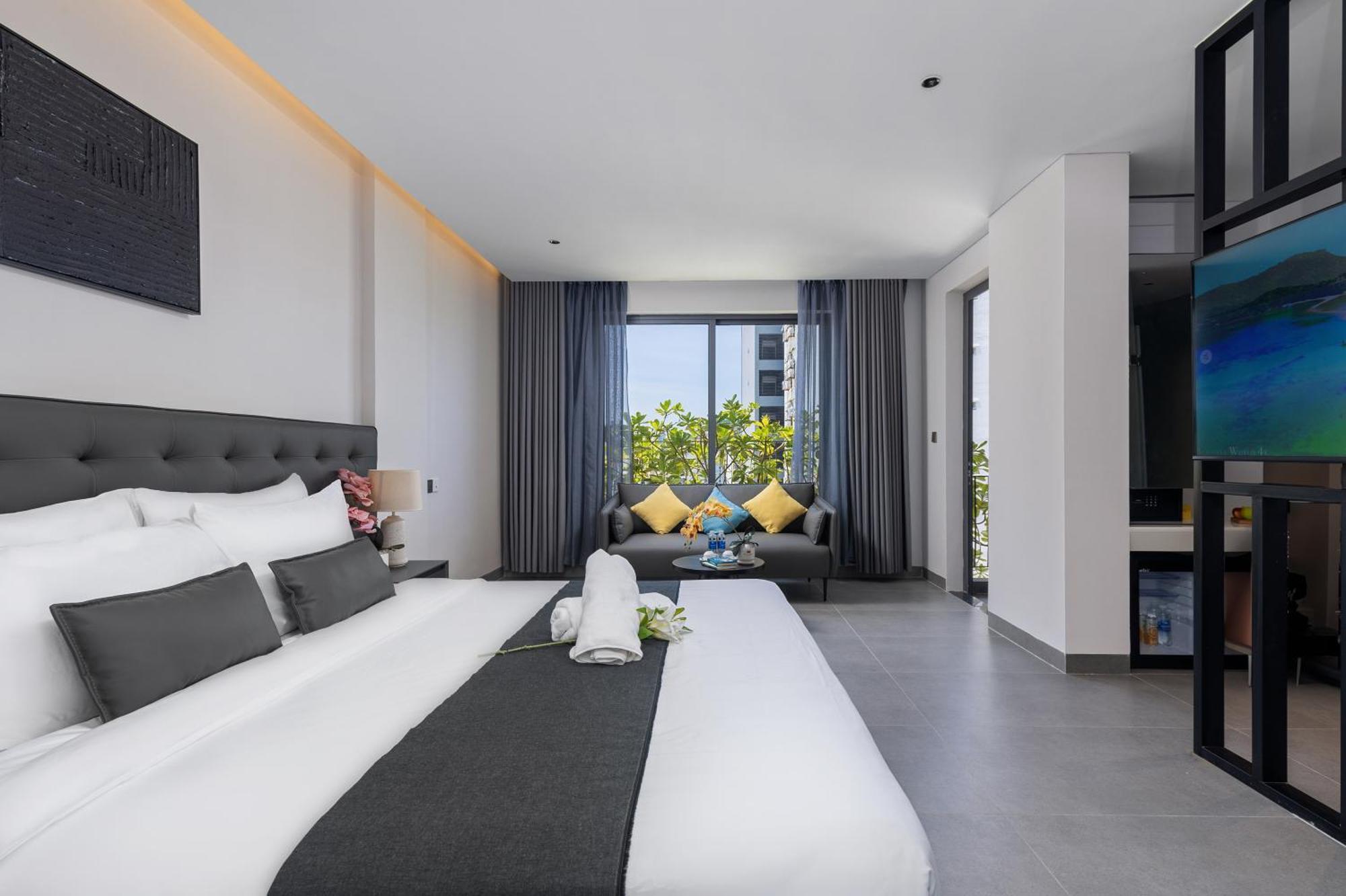 Jbay Beachfront Boutique Hotel Đà Nẵng Exterior foto