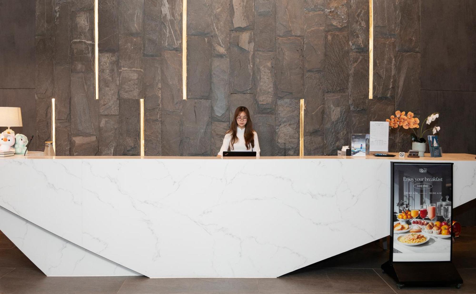 Jbay Beachfront Boutique Hotel Đà Nẵng Exterior foto