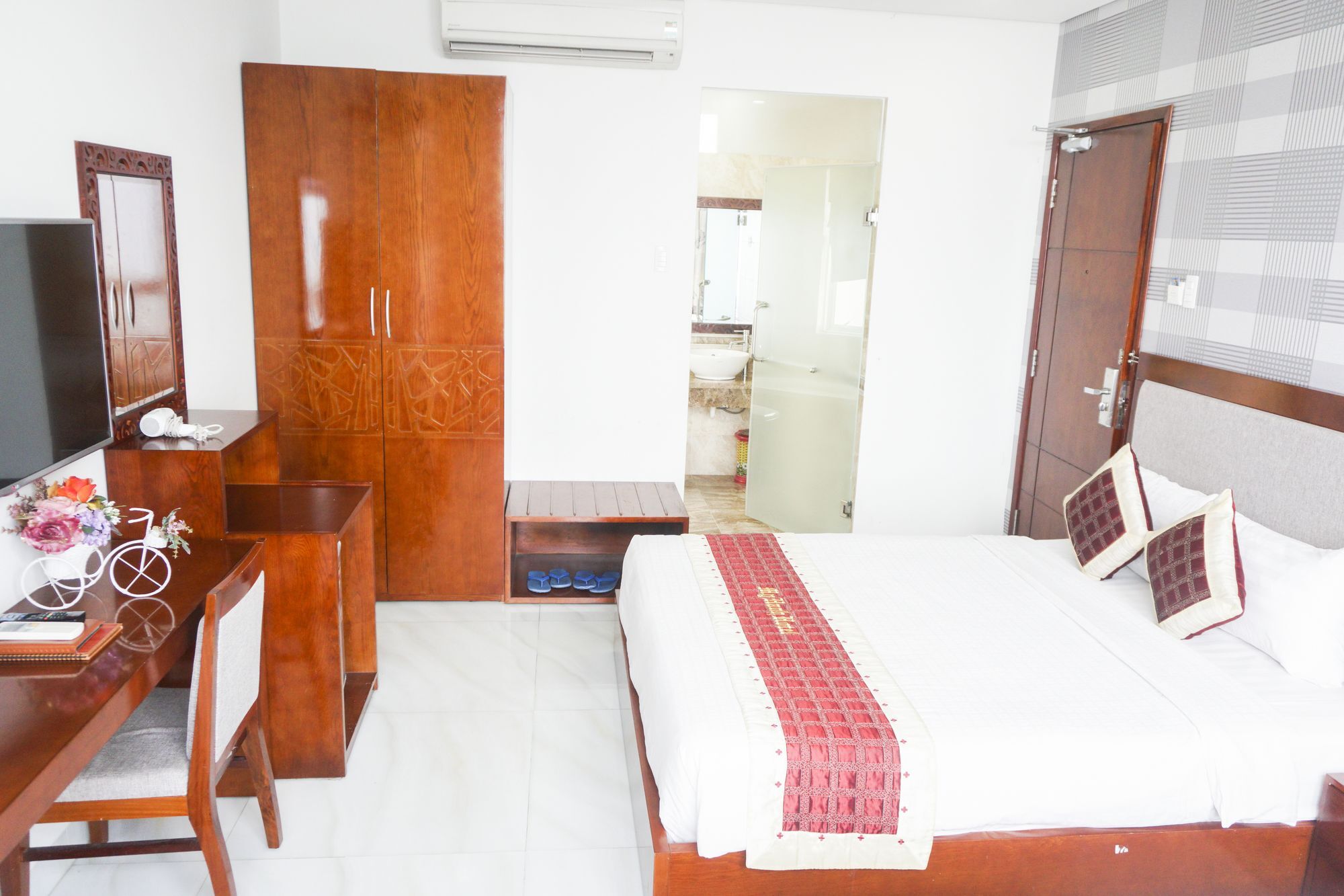 Jbay Beachfront Boutique Hotel Đà Nẵng Exterior foto
